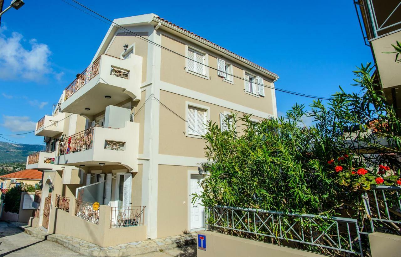 Elena'S Apartment 1 Argostolion Dış mekan fotoğraf